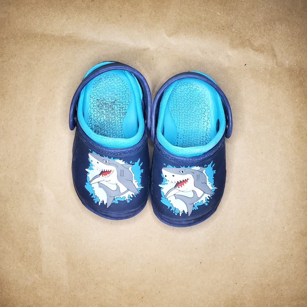 Capelli Boy's Sandle Kids Shark Shoes Size: 5 Kids Blue Shark Back Foot Support